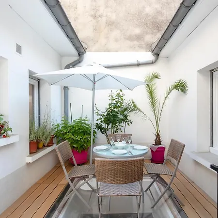 Loft Cornelius *